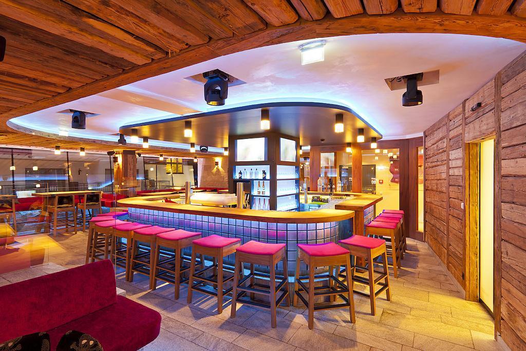 Harakiri Partyhouse Hotel Mayrhofen Exterior foto